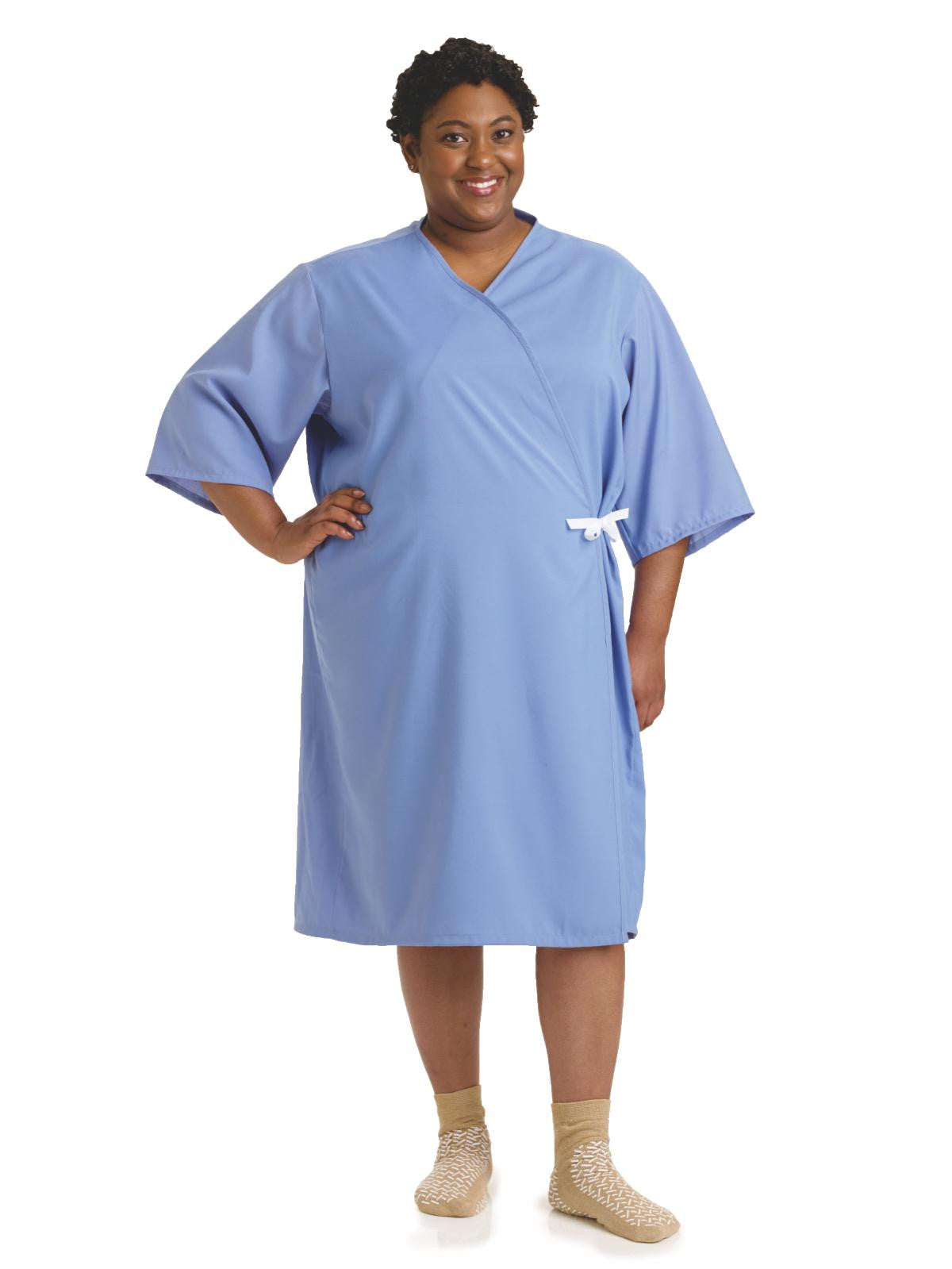 Top more than 135 hospital gowns with snaps latest